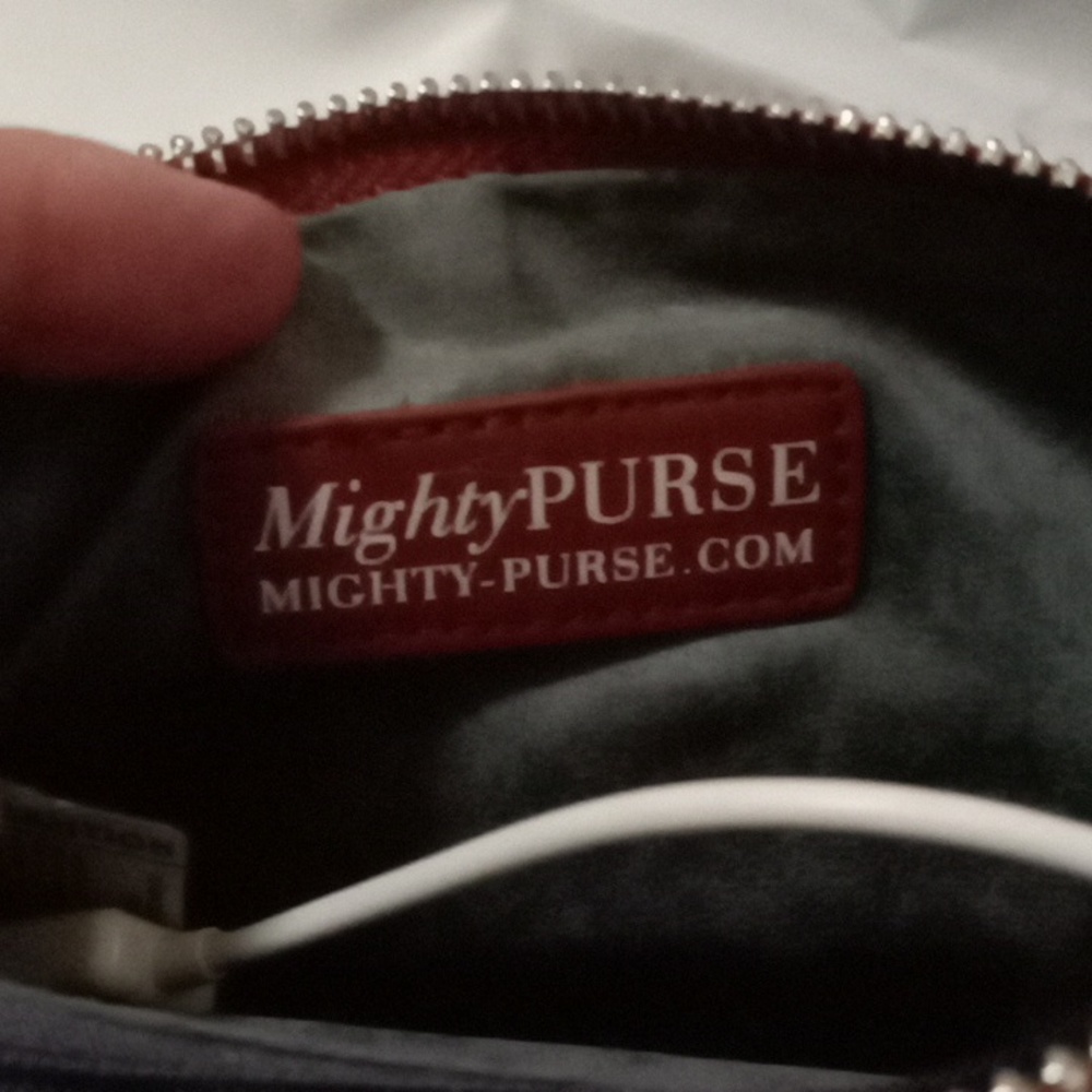 Mighty Purse - Picture 2 of 6